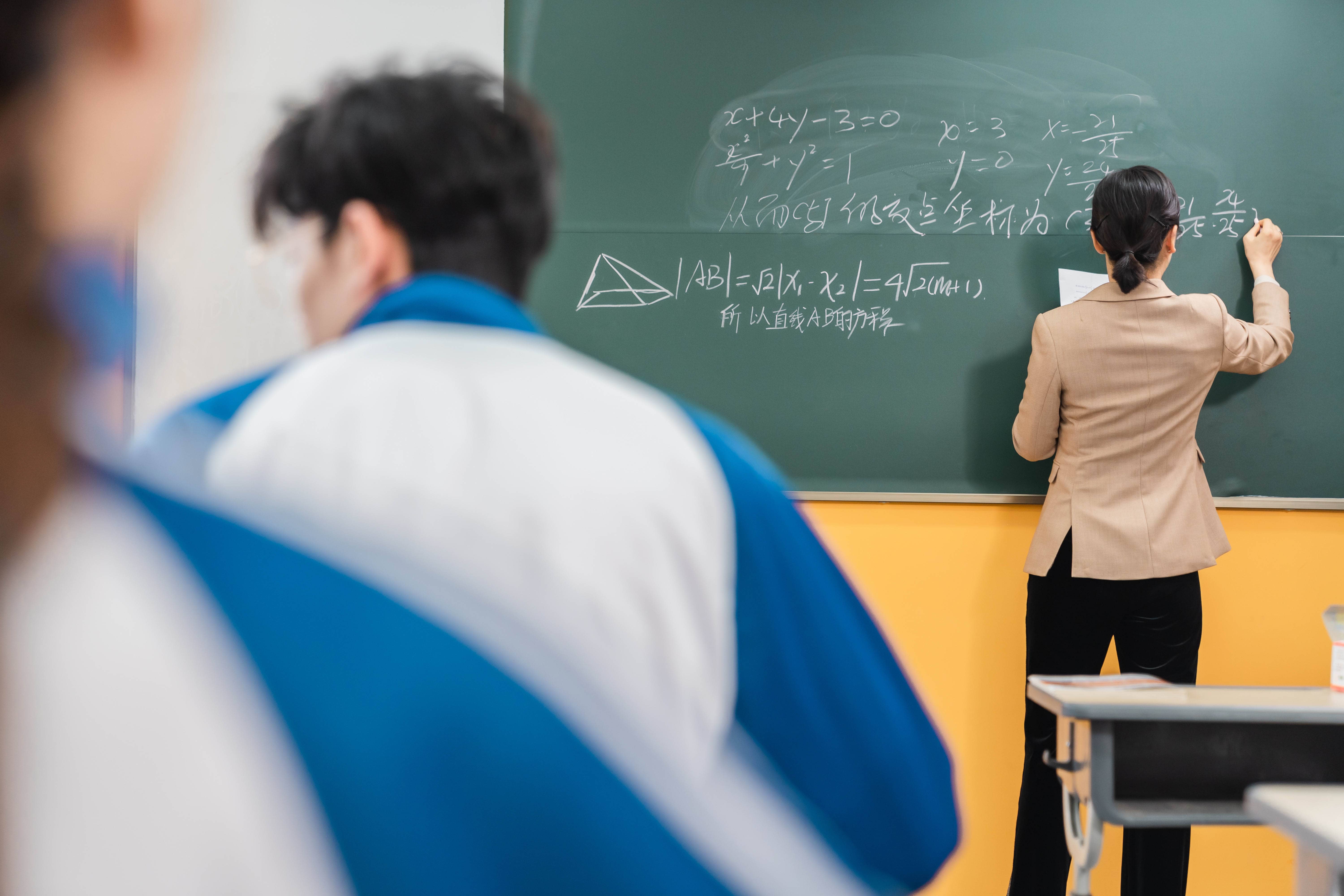 单招机构内卷严重，能否带领学员冲刺热门院校就看它|钉考单招